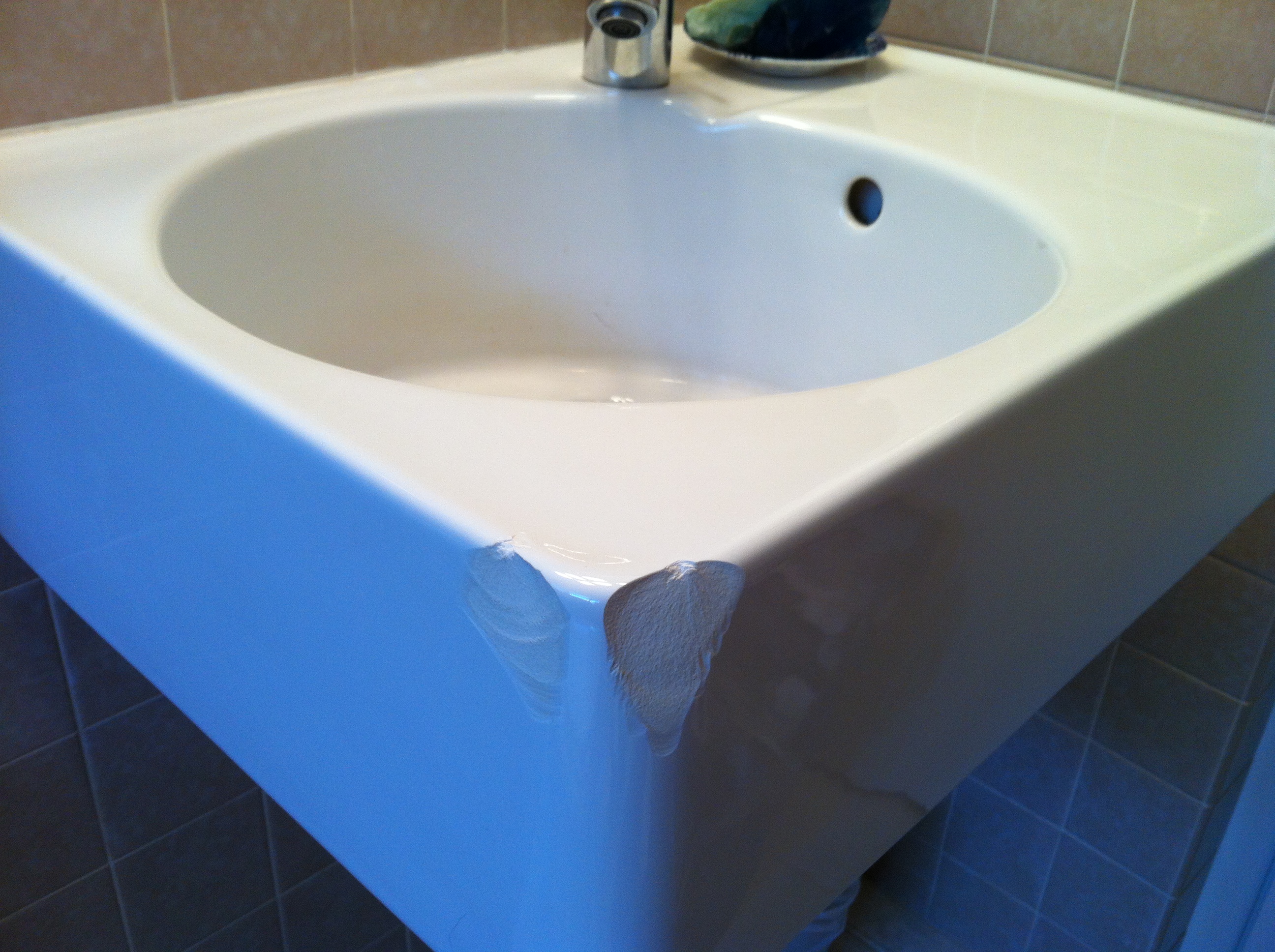 Chipped Sink 